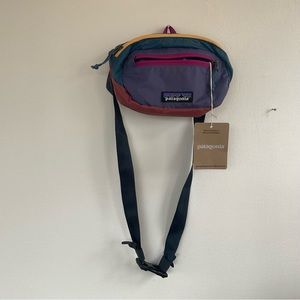 Patagonia Ultralight Black Hole Mini Hip Pack - patchwork: Coral